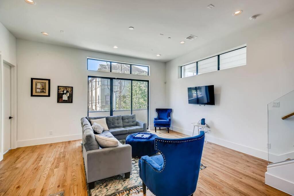 4 Story Home Mins To Downtown Houston With City Views Dış mekan fotoğraf