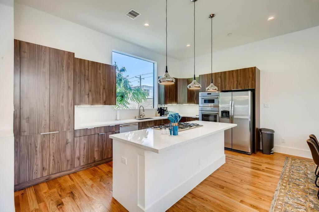 4 Story Home Mins To Downtown Houston With City Views Dış mekan fotoğraf