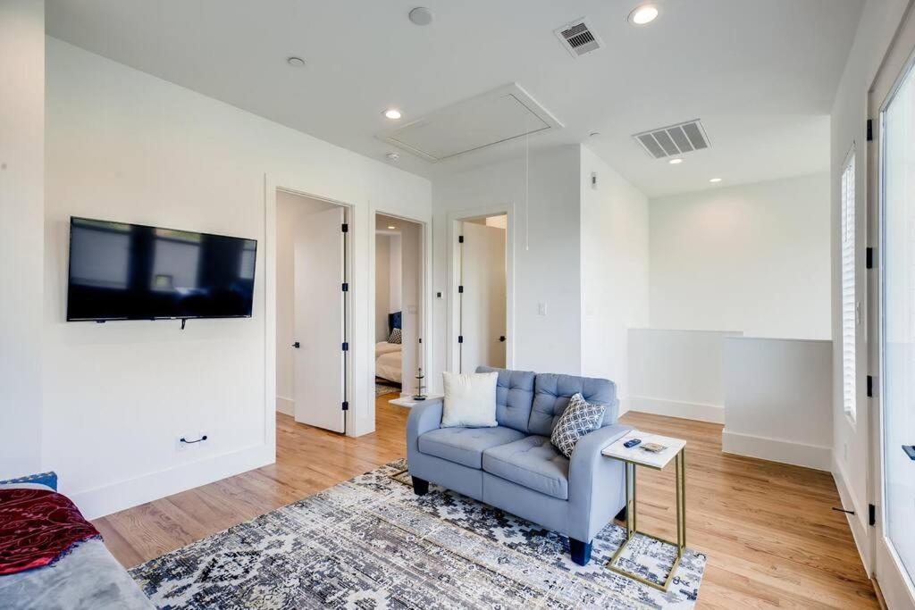 4 Story Home Mins To Downtown Houston With City Views Dış mekan fotoğraf